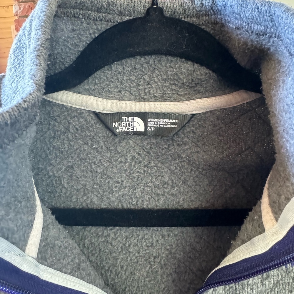 North Face Half-zip sweater